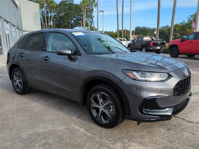 2025 Honda HR-V EX-L photo 2