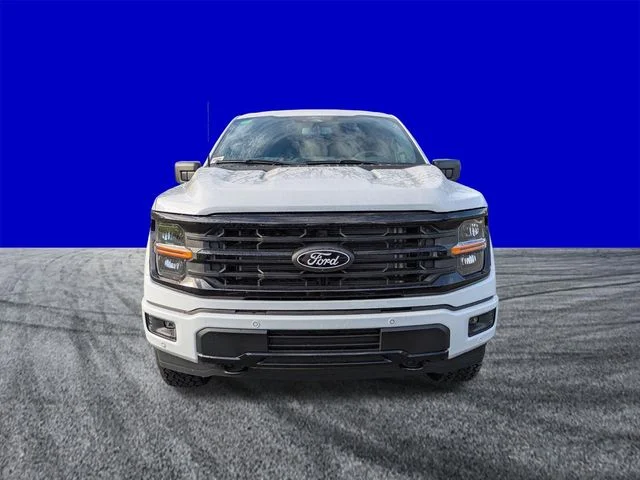 New 2026 Oxford White Ford XLT image 9