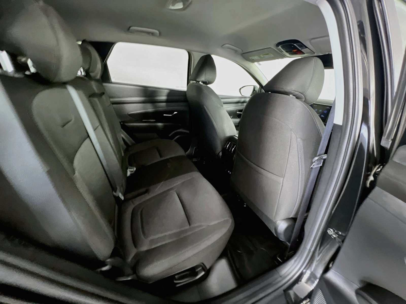 Certified Used 2025 Phantom Black Hyundai SEL image 27