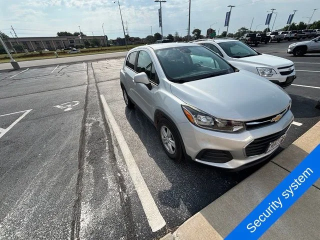 Used 2020 Silver Ice Metallic Chevrolet LS image 9