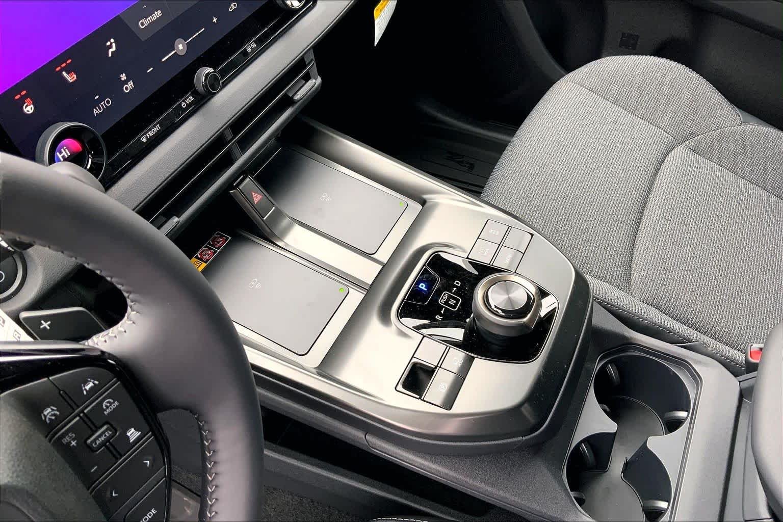 2026 Toyota bZ XLE - Photo 7