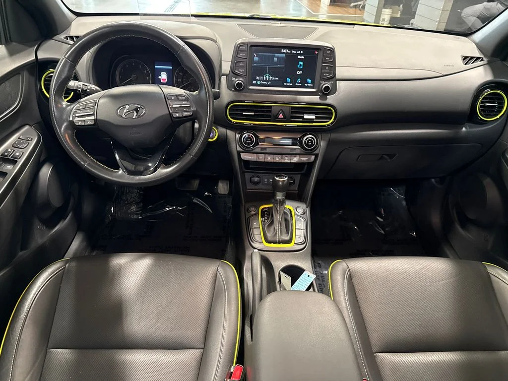 Used 2020 Green Hyundai Ultimate image 11