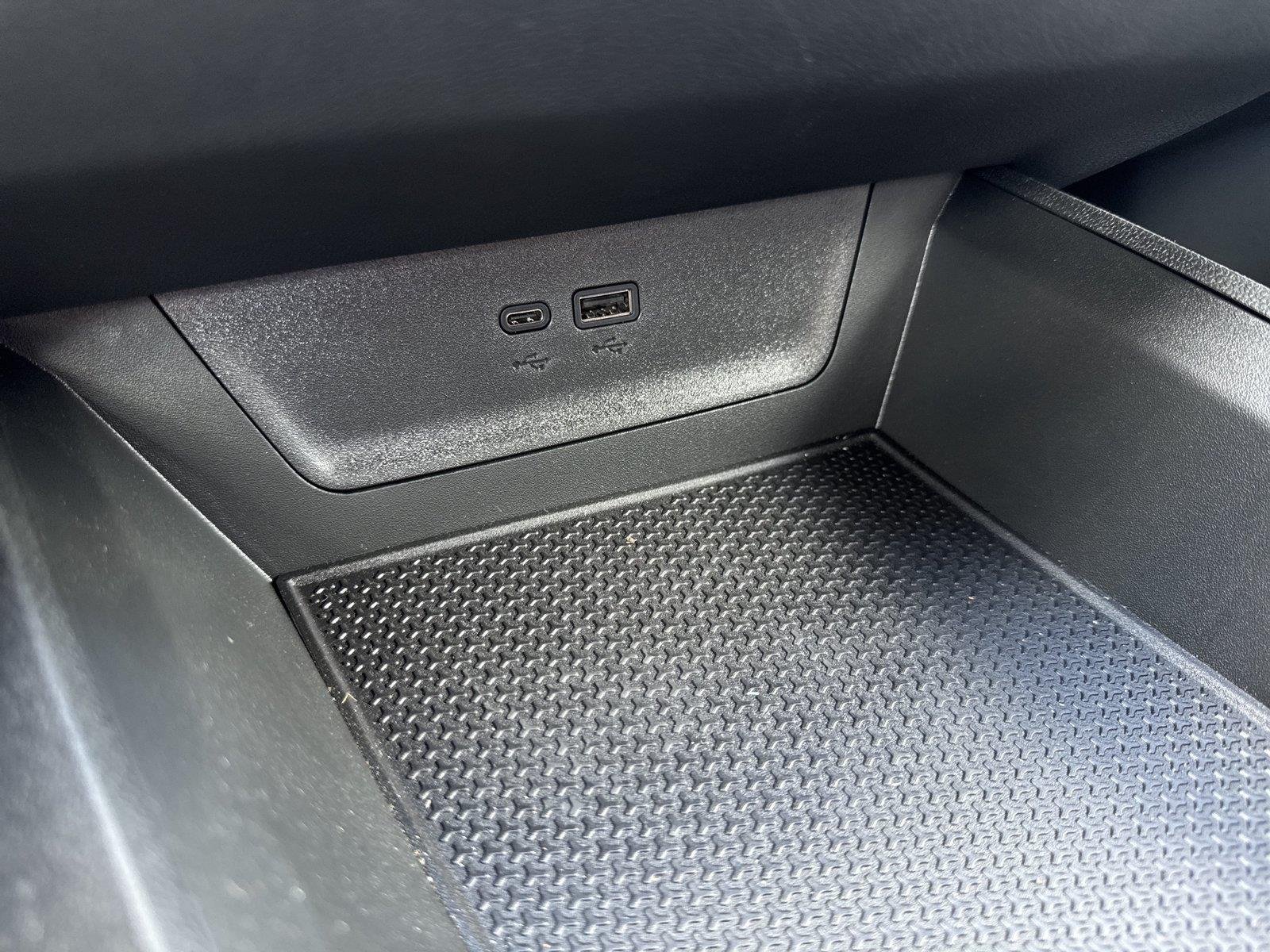 New 2026 Mosaic Black Metallic Chevrolet LT image 27