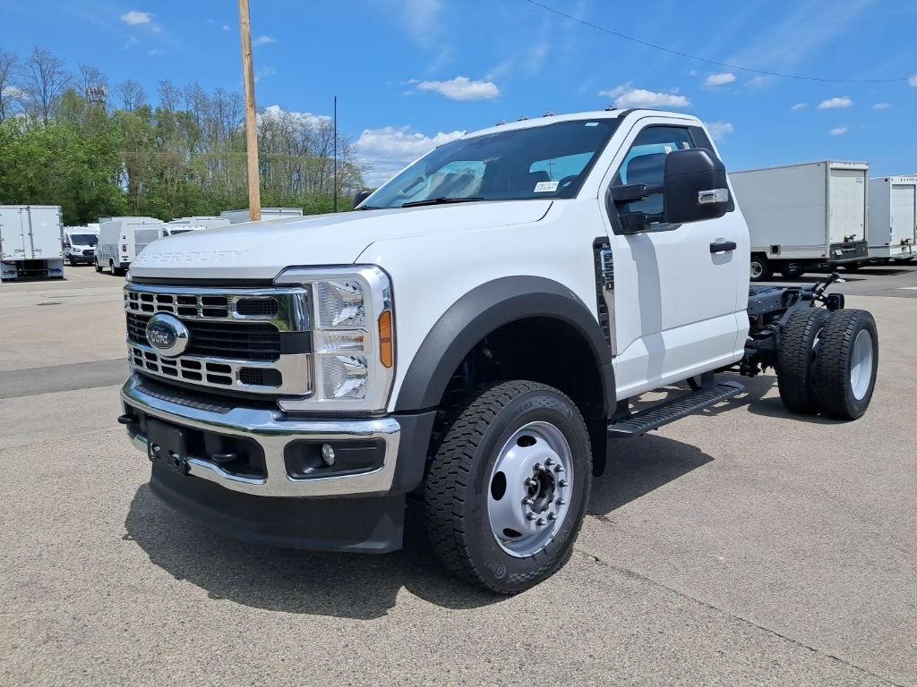 2024 Ford F-550 Super Duty Chassis Cab XL