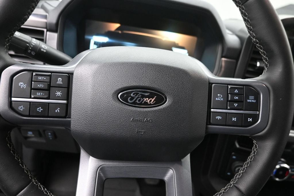 Used 2025 Black Ford Lariat image 17