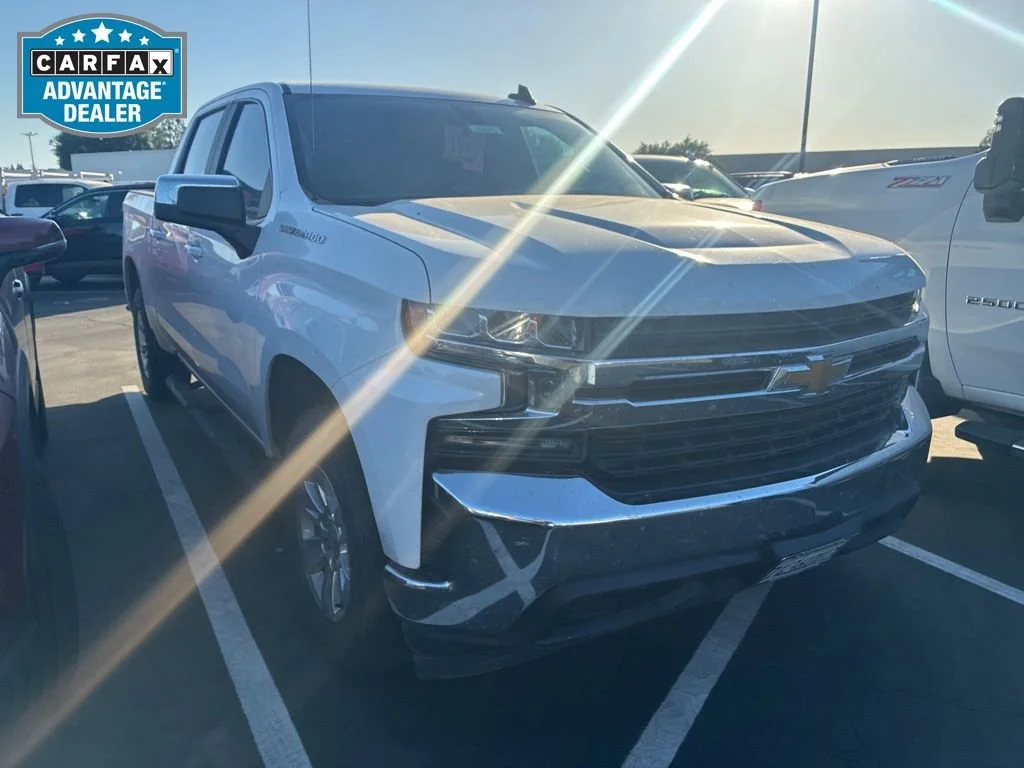 2020 Chevrolet Silverado 1500 LT Crew Cab Short Box's photo