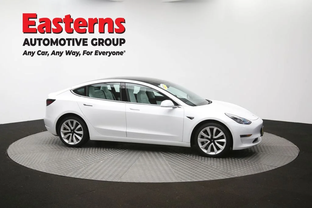 Used 2019 White Tesla Long Range image 41