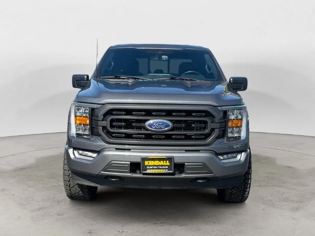 Used 2022 Gray Ford XLT image 3