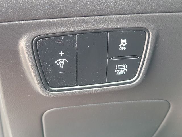 Certified Used 2022 Quartz White Hyundai Blue image 22