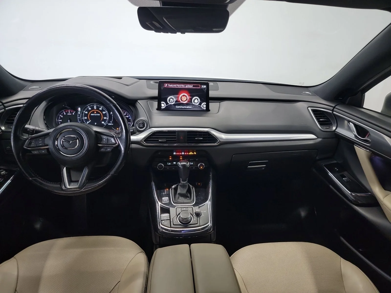 Used 2020 Snowflake White Pearl Mica Mazda Grand Touring image 14