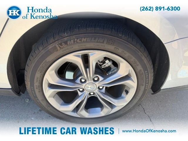Used 2024 Solar Silver Metallic Honda EX image 3