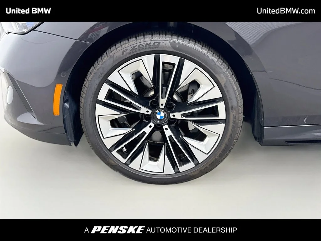 Certified Used 2026 Dark Graphite Metallic BMW 530i image 9