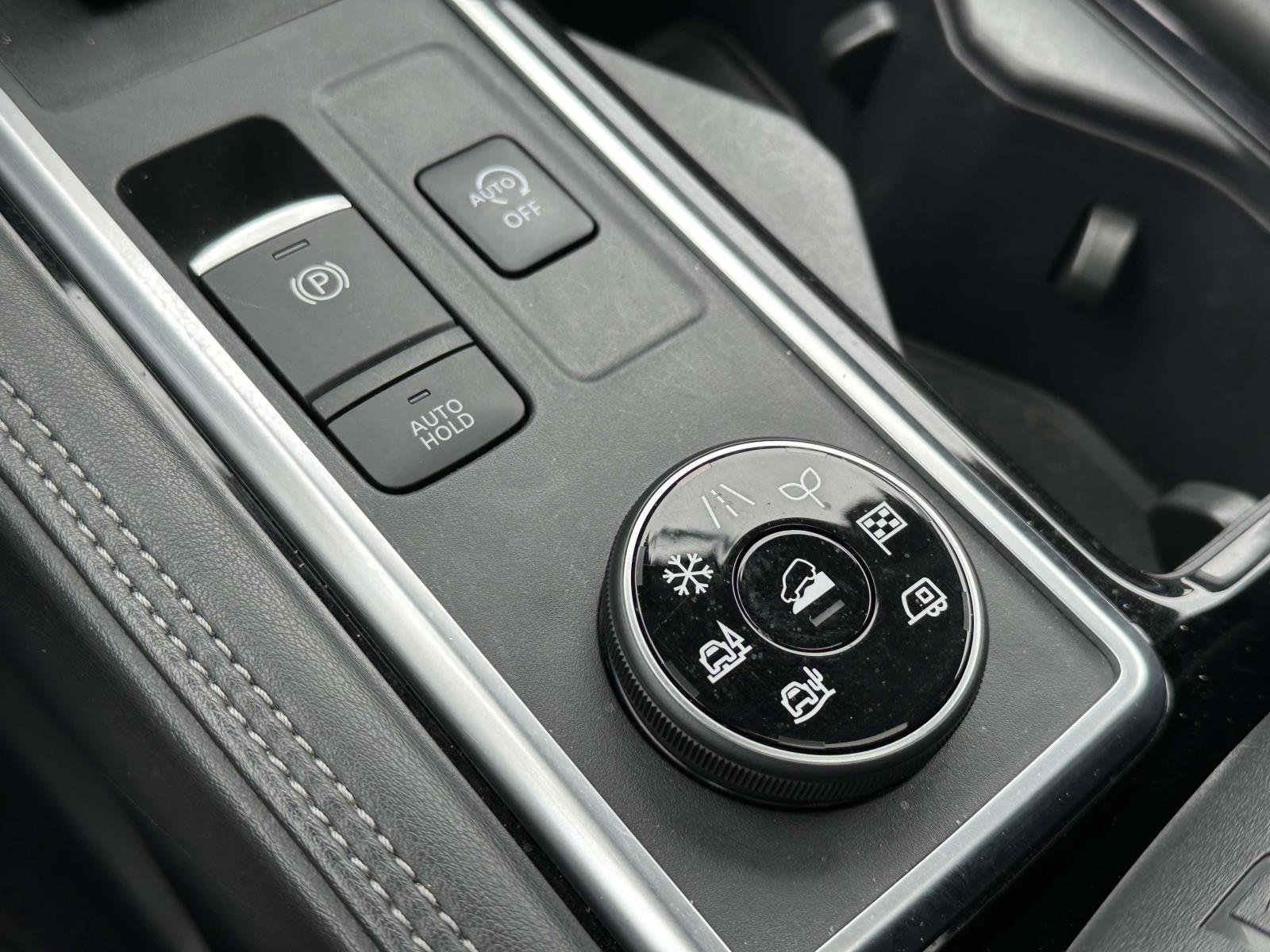 2022 Nissan Pathfinder Platinum - Photo 38