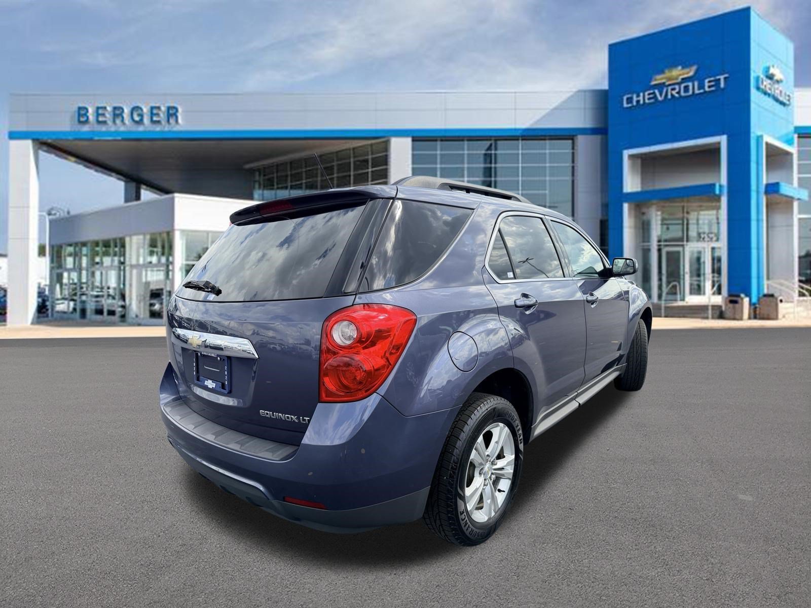 Used 2013 Atlantis Blue Metallic Chevrolet LT image 2