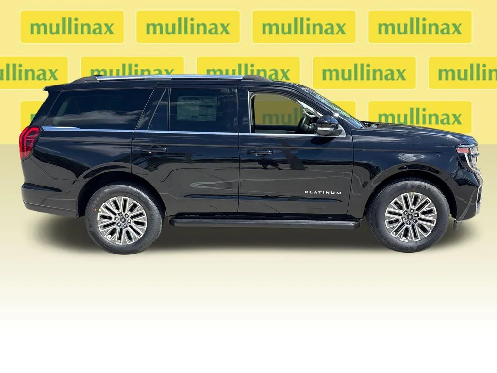 New 2026 Black Ford Platinum image 2