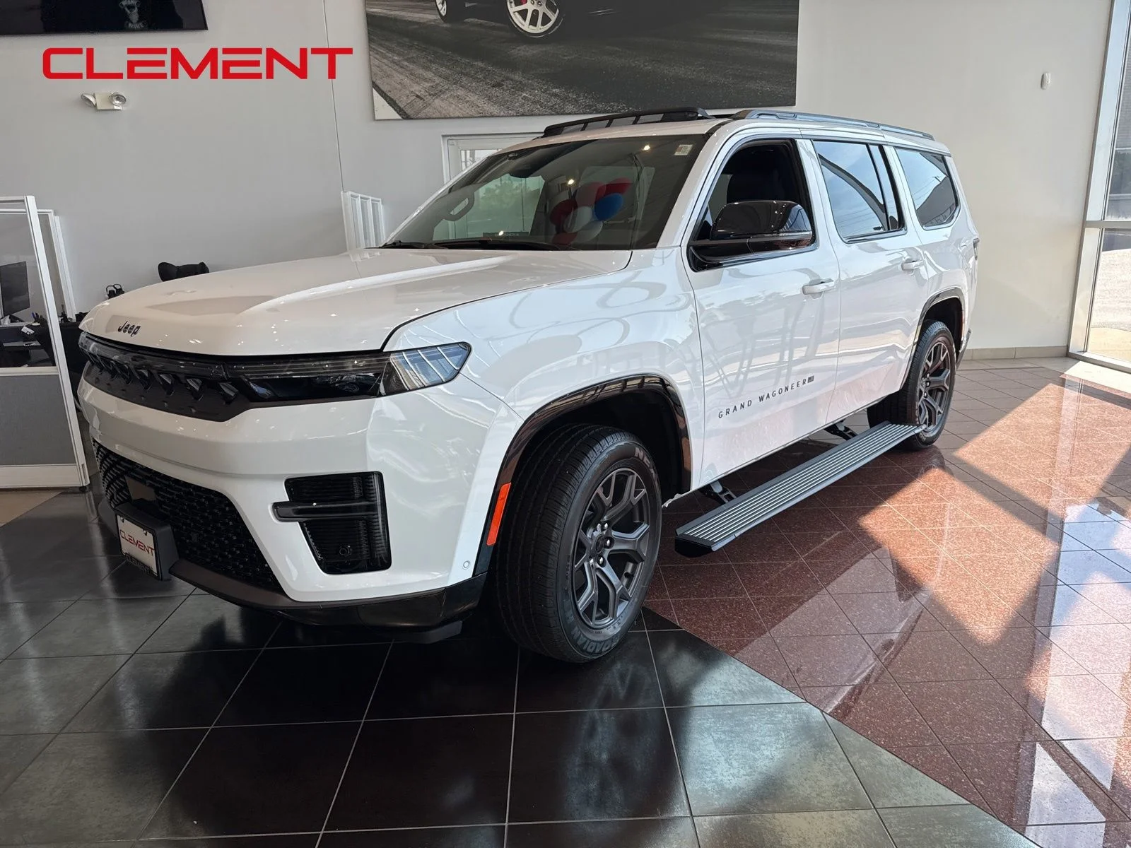 New 2026 Bright White Clear-Coat Exterior Paint Jeep Limited Altitude image 2