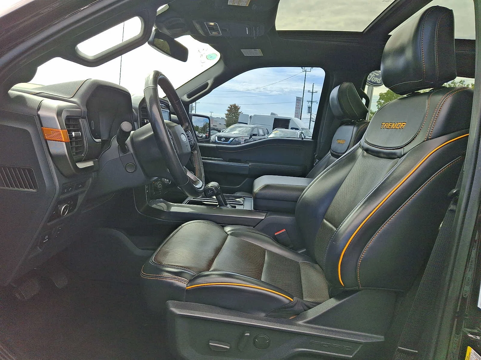 Used 2023 Agate Black Metallic Ford Tremor image 13