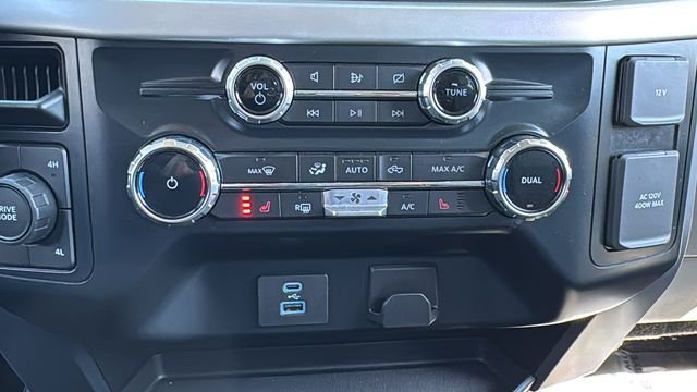 Used 2023 Blue Ford XLT image 28