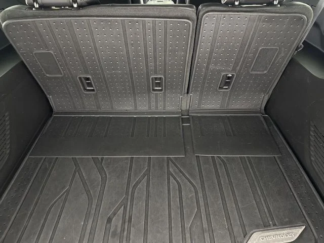 Used 2022 Gray Chevrolet Premier image 22