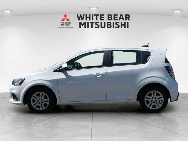 Used 2020 White Chevrolet LT image 3