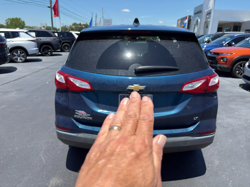 Used 2020 PACIFIC BLUE METALLIC Chevrolet LT image 3