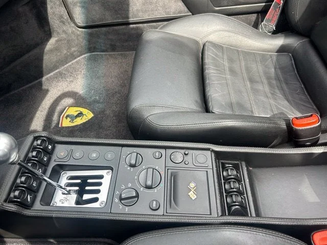 Used 1997 Giallo Modena Ferrari Spider image 39
