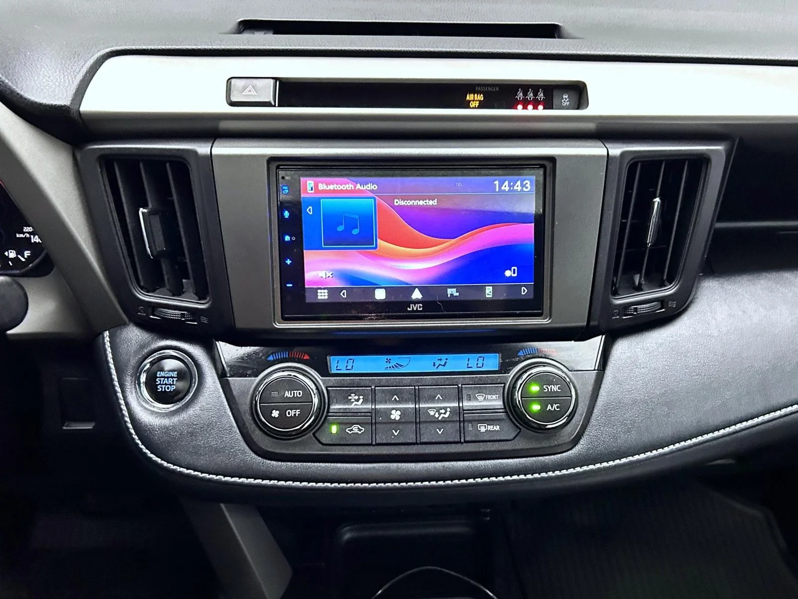 Used 2018 Red Toyota XLE image 13