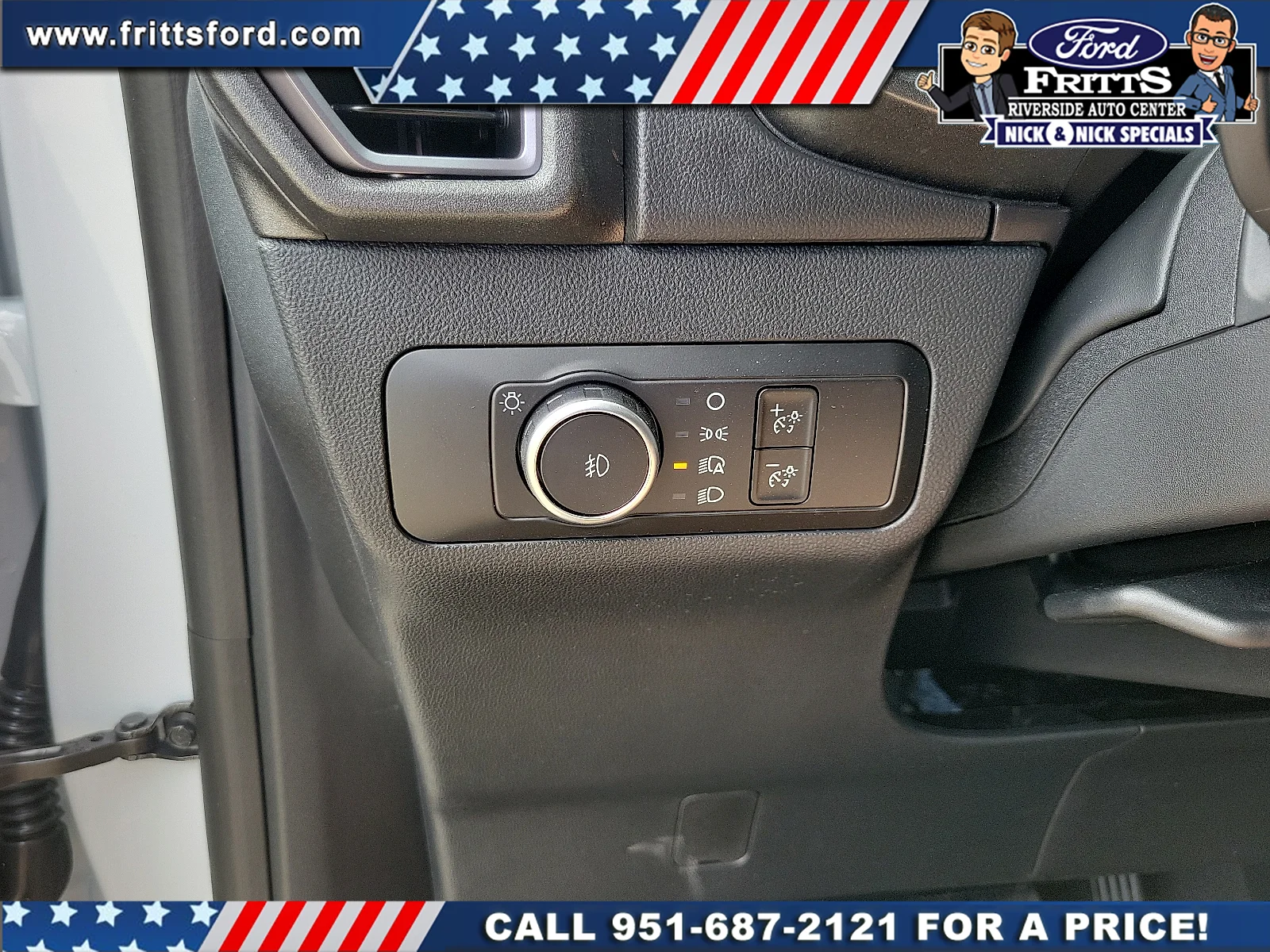 New 2026 Oxford White Ford Badlands® image 13