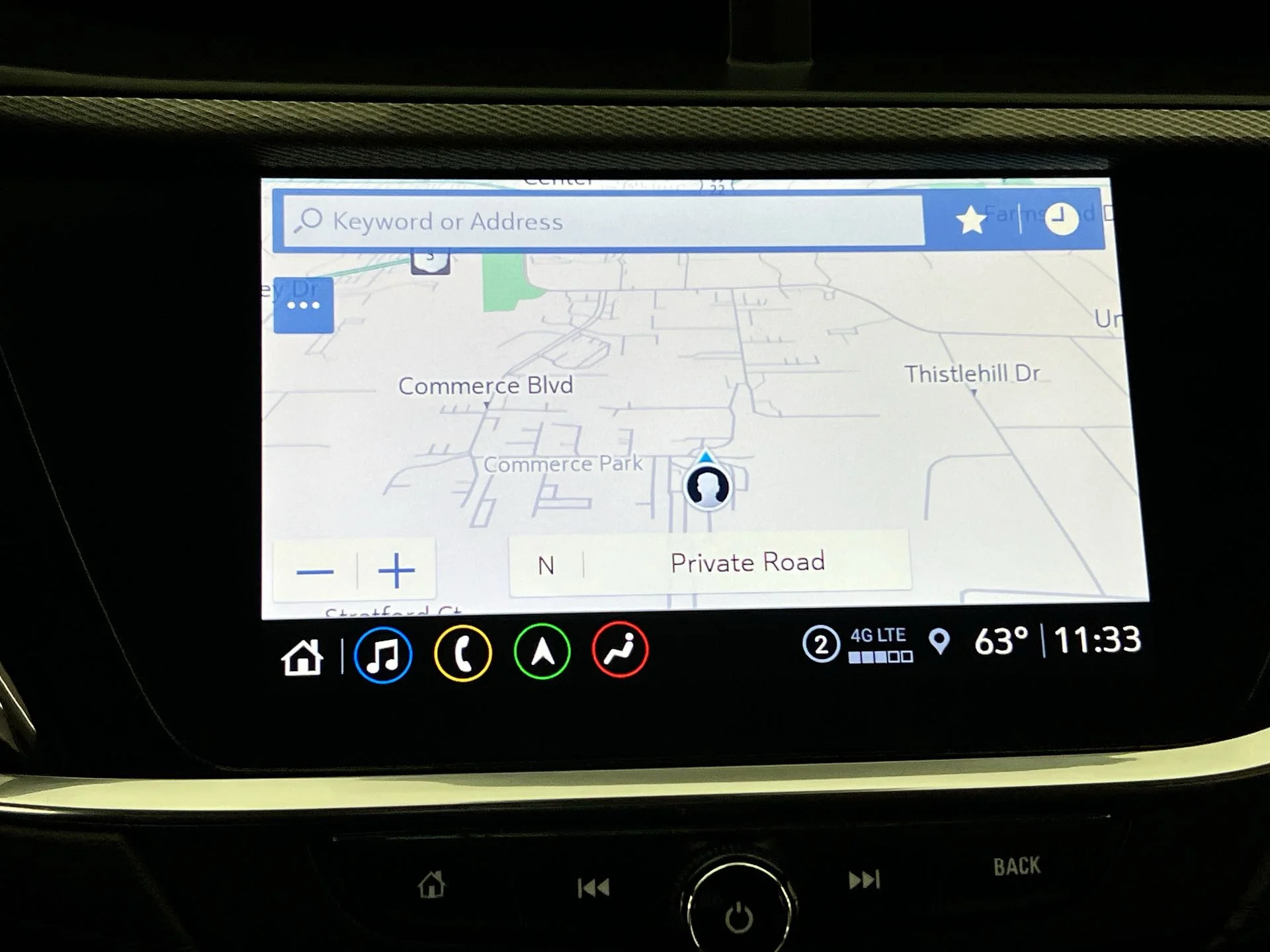 Used 2023 Red Buick Essence image 34