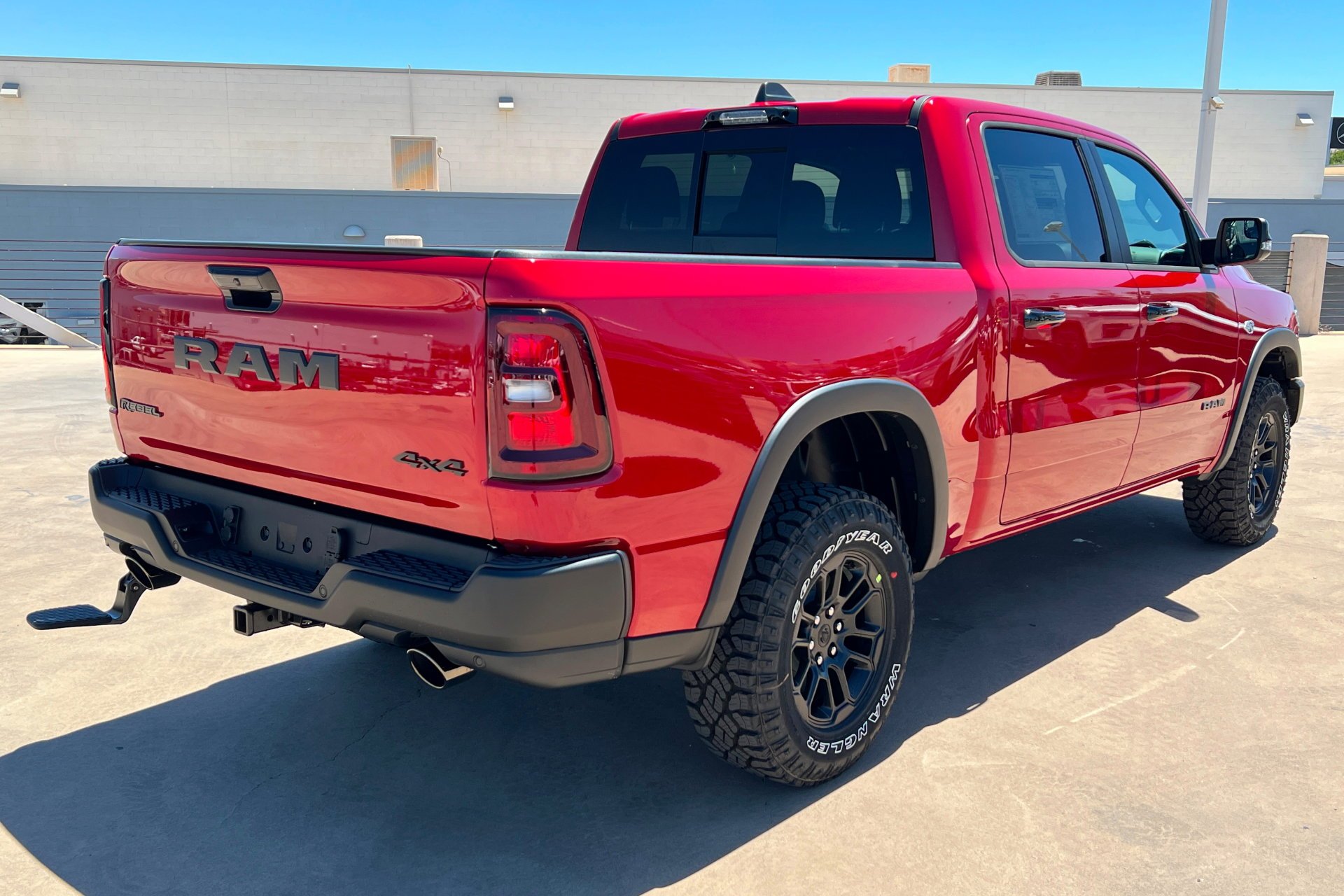 New 2026 Molten Red Pearl-Coat Exterior Paint RAM Rebel image 6