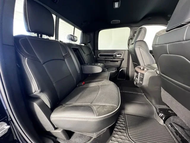 New 2026 Diamond Black Crystal Pearl-Coat Exterior Paint RAM Laramie image 41