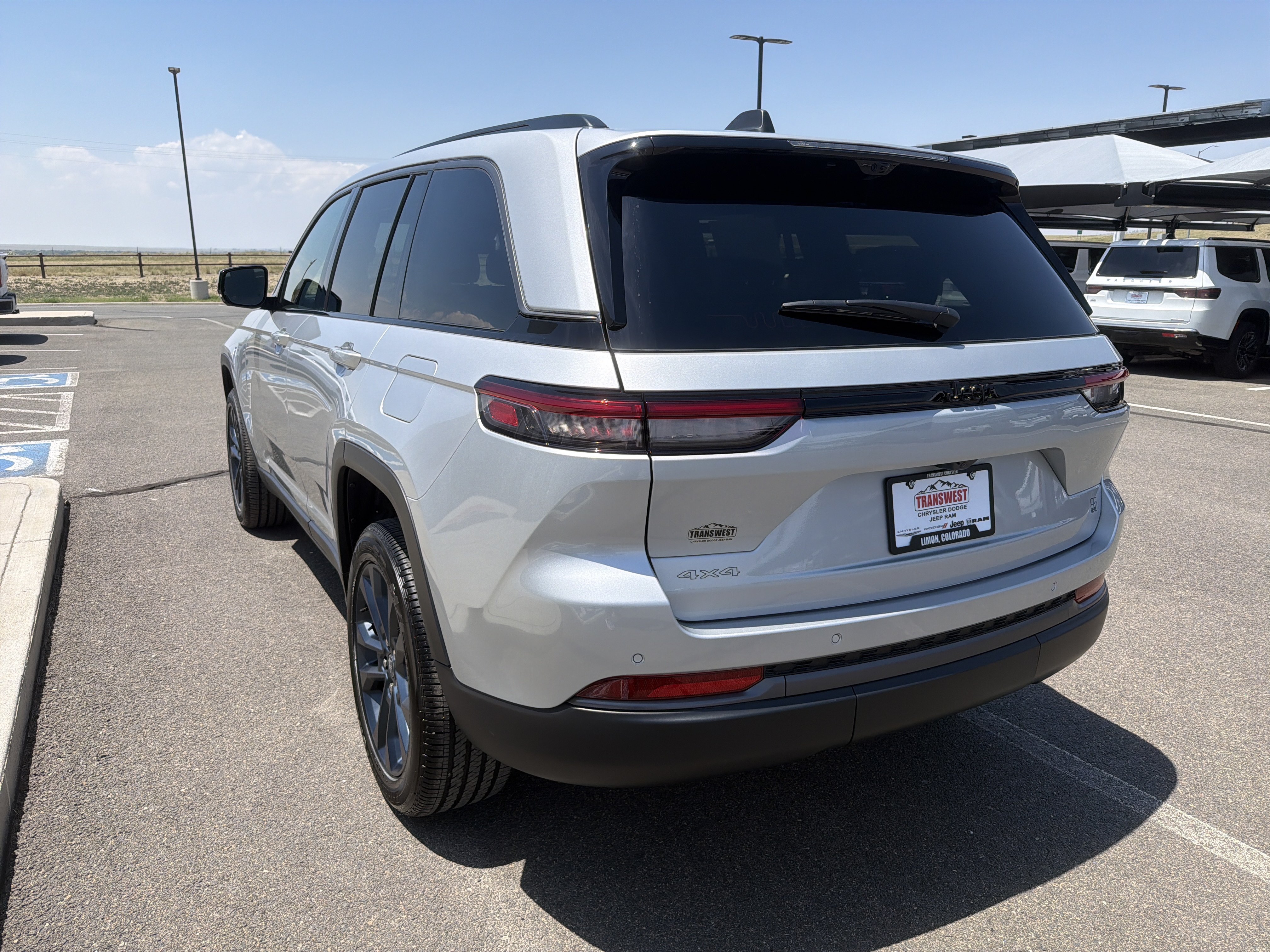 New 2026 Silver Zynith Exterior Paint Jeep 85th Anniversary Edition image 6