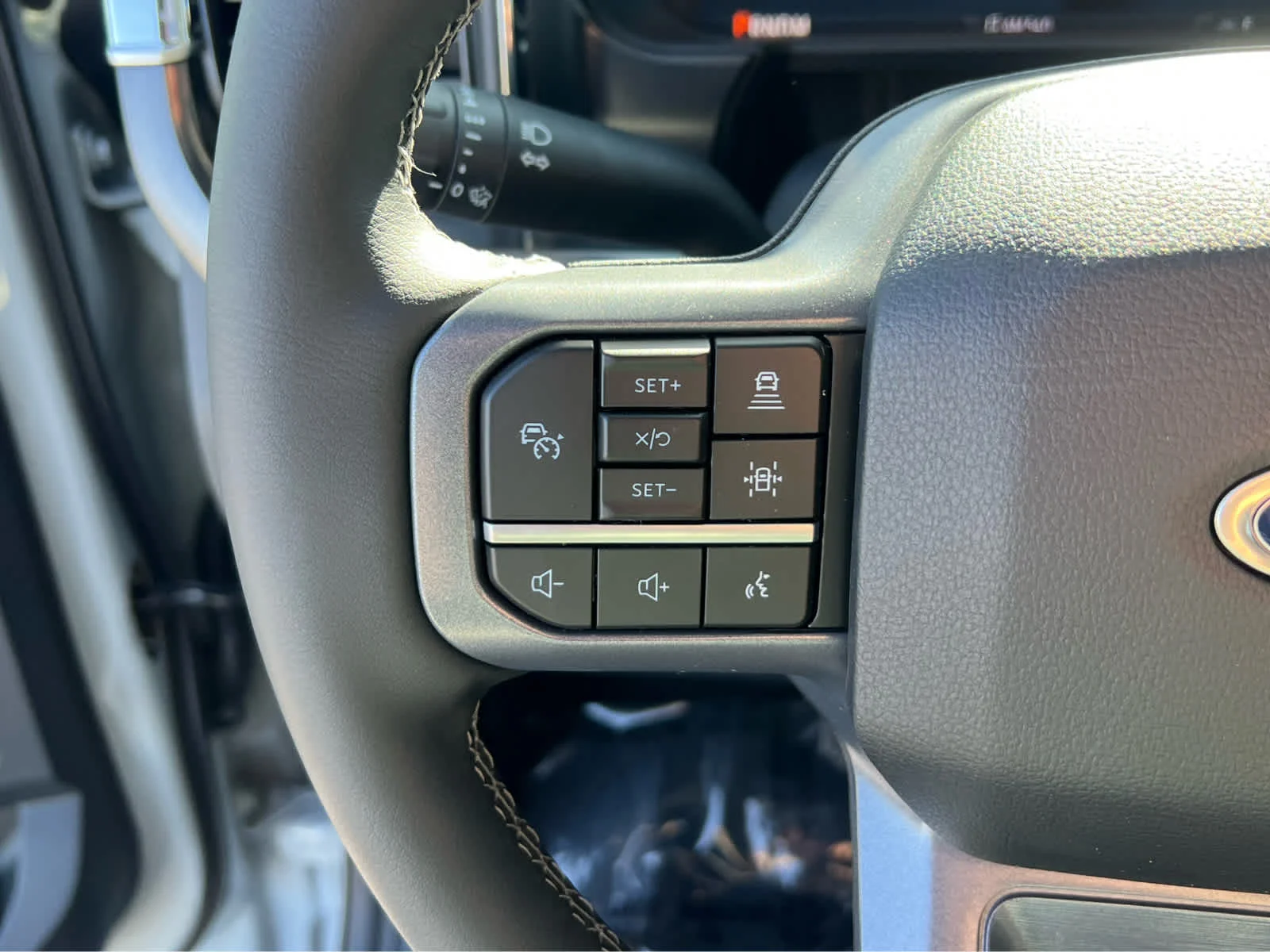 New 2026 Avalanche Ford F-350® Lariat® image 34
