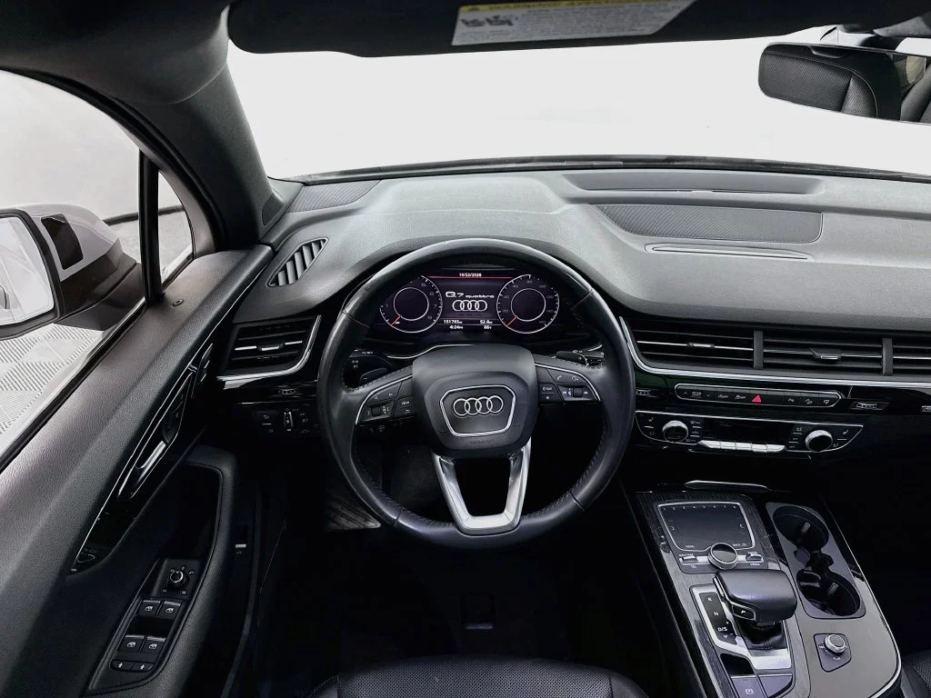 Used 2017  Audi 2.0T Premium Plus image 24