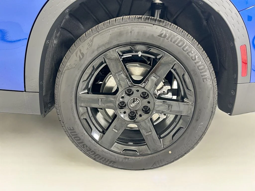 New 2026 Blazing Blue Metallic MINI Oxford Edition image 30