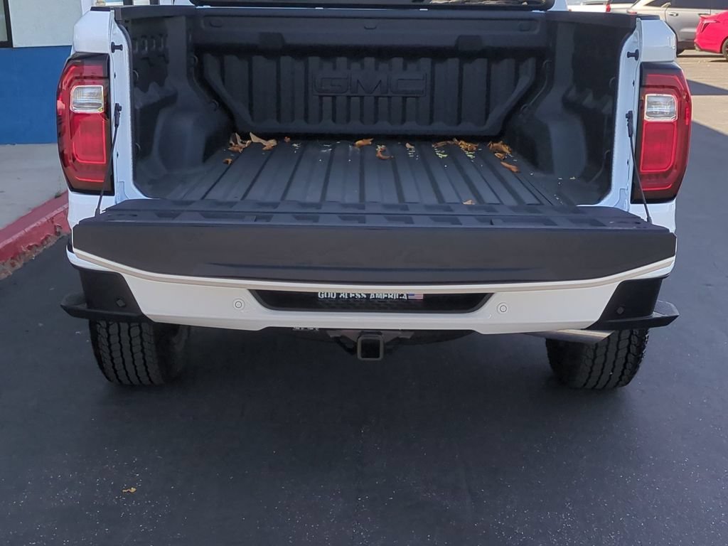 2026 GMC Canyon AT4 - Photo 28
