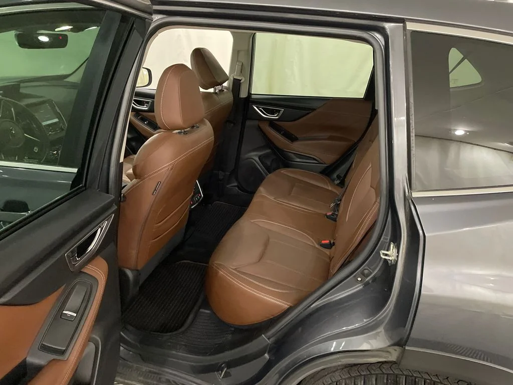 Used 2020 Magnetite Gray Metallic Subaru Touring image 28
