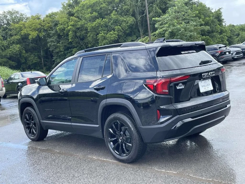 New 2027 Ebony Twilight Metallic GMC Elevation image 5