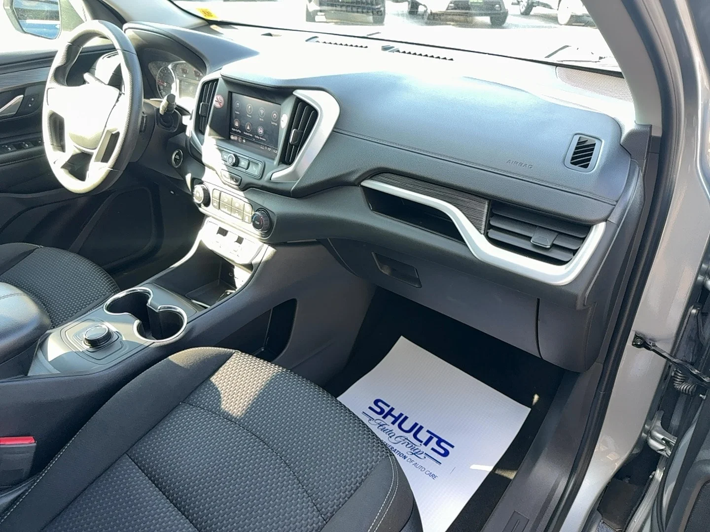 Used 2024 Sterling Metallic GMC SLE image 20