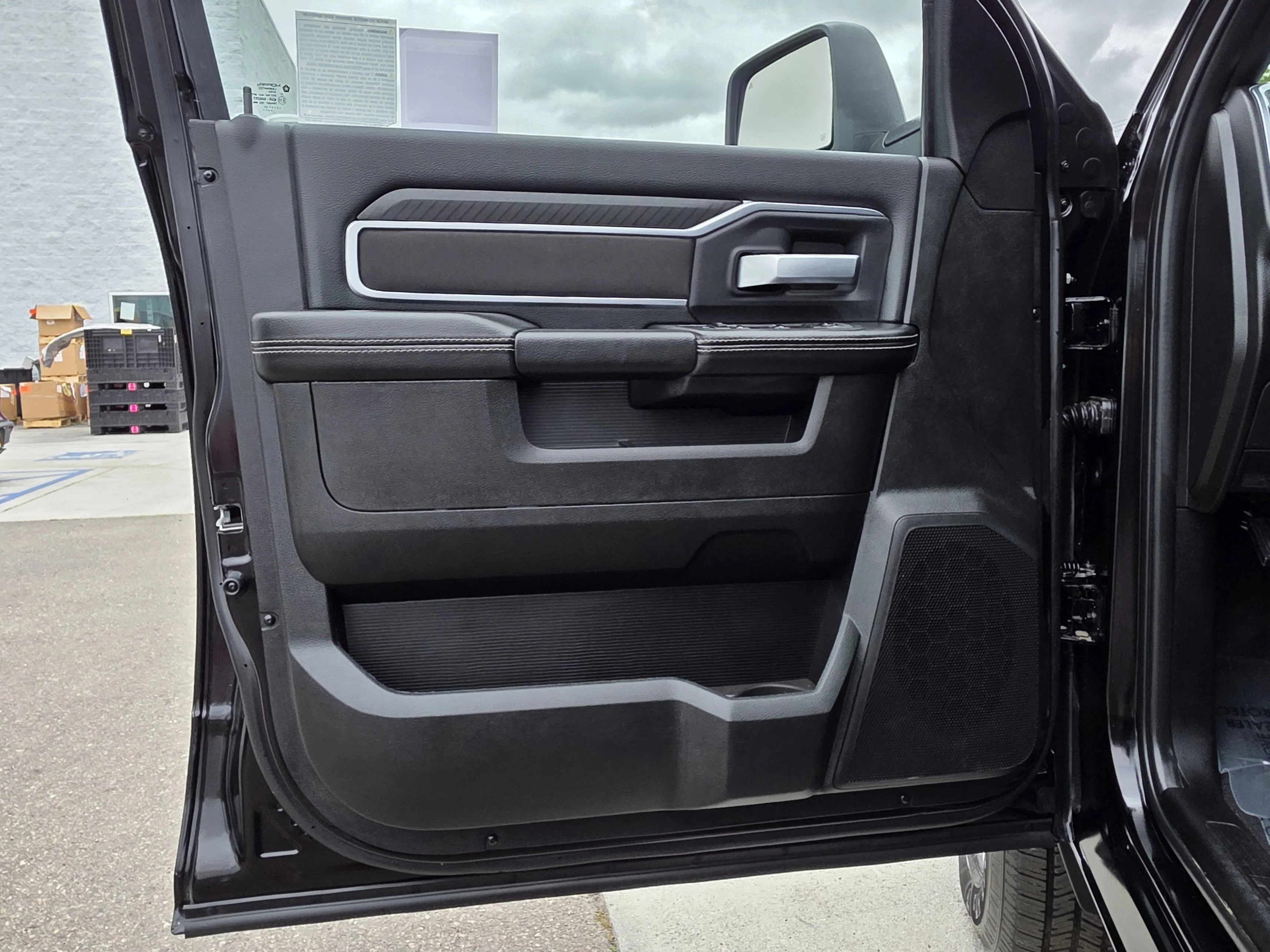 2025 RAM 2500 Big Horn - Photo 12