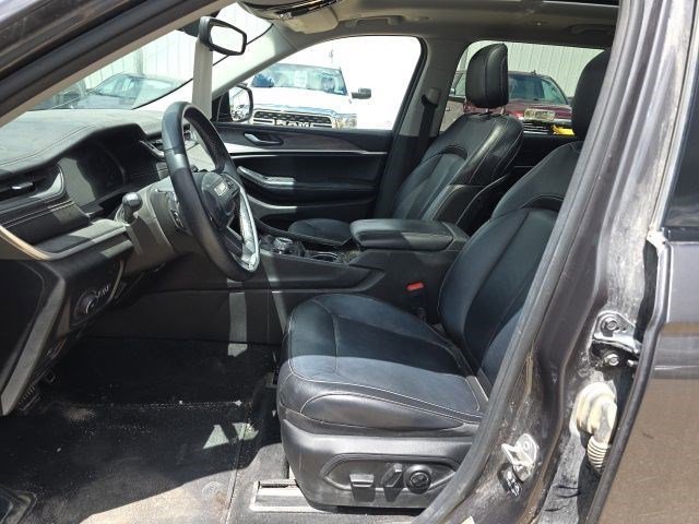 Used 2022 Baltic Gray Metallic Clearcoat Jeep Limited image 18