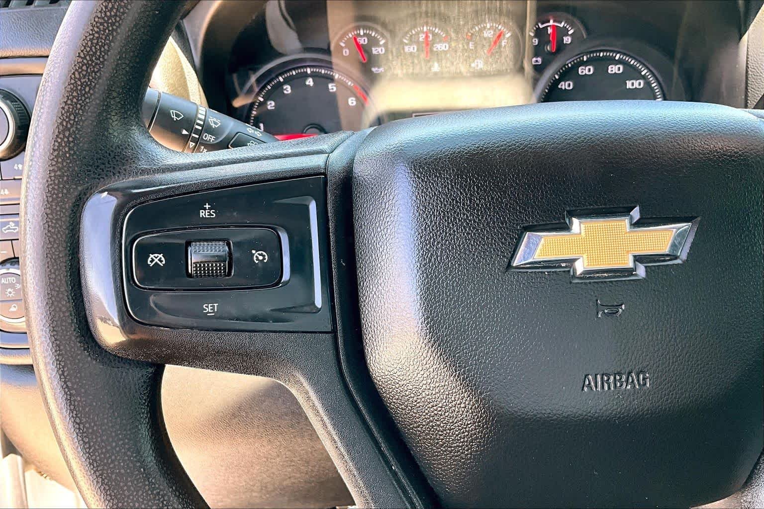 Used 2021 Summit White Chevrolet Custom image 23