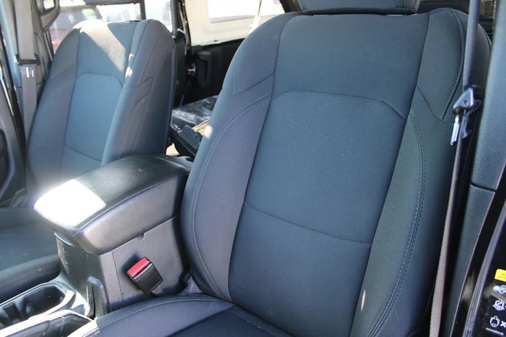 Used 2022 Black Jeep Unlimited High Tide image 16