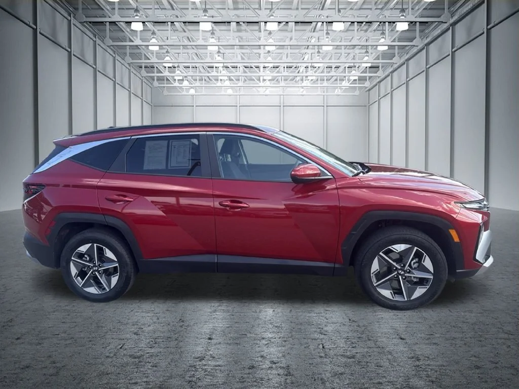 Used 2026 Red Hyundai SEL image 12