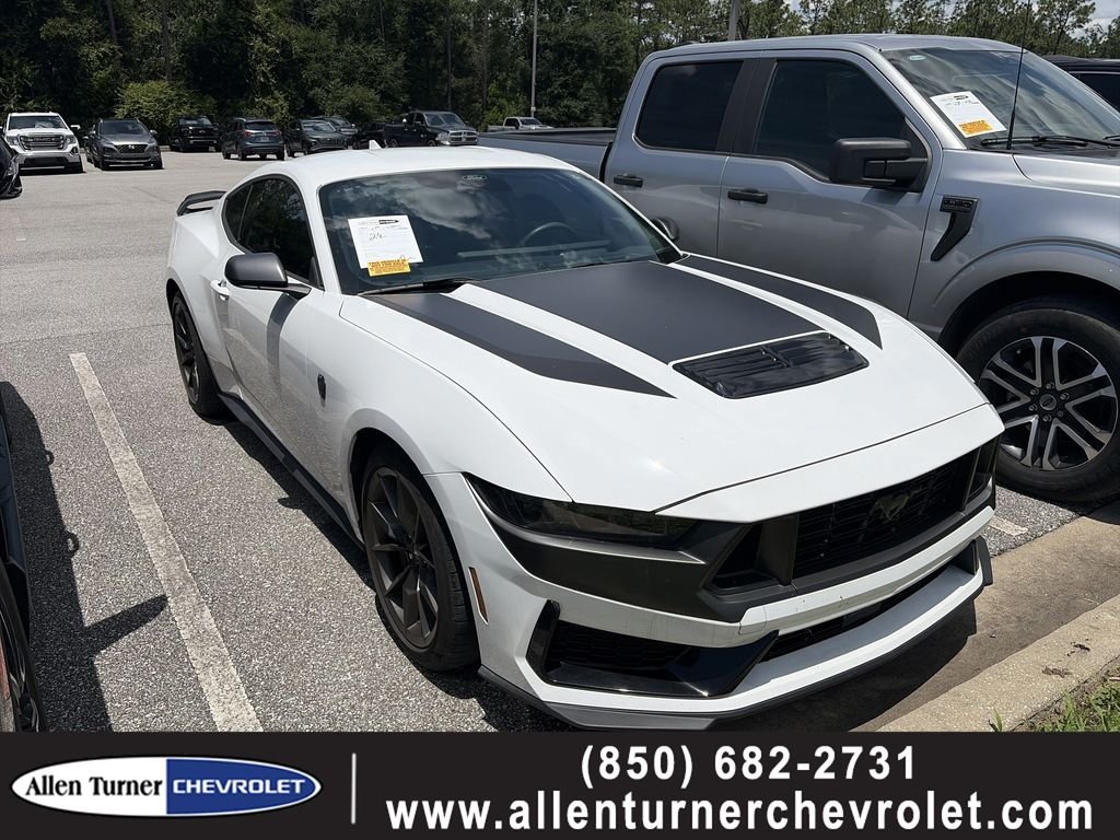 2024 Ford Mustang Dark Horse's photo