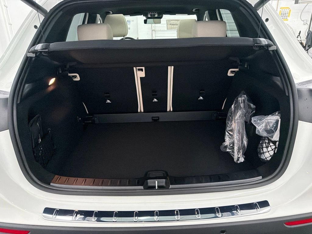 New 2026 Polar White Mercedes-Benz GLA 250 image 58