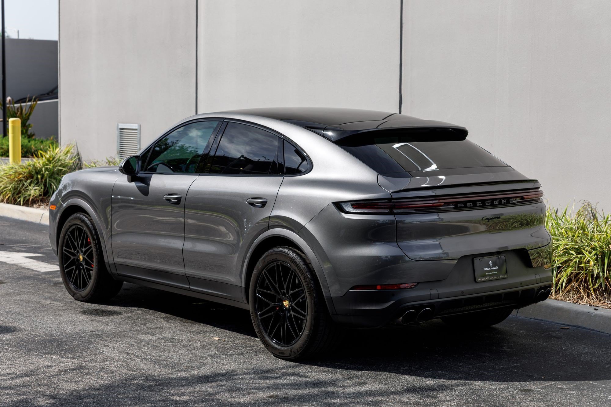 Used 2024 Quartzite Grey Metallic Porsche  image 3