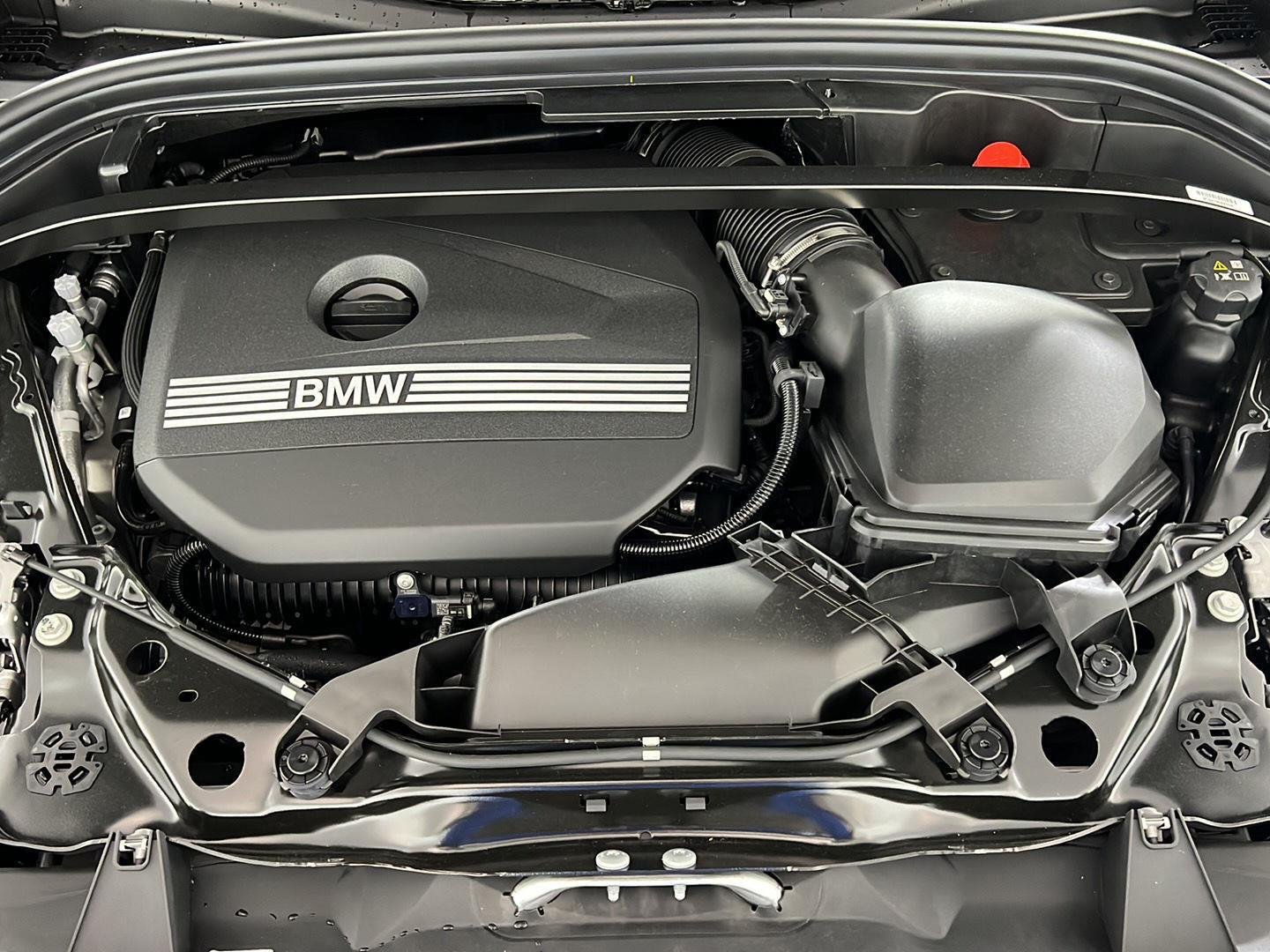 New 2026 Jet Black BMW xDrive28i image 15