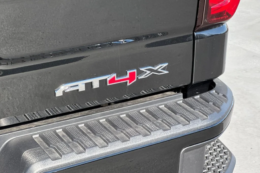 2026 GMC Sierra 1500 AT4X - Photo 27