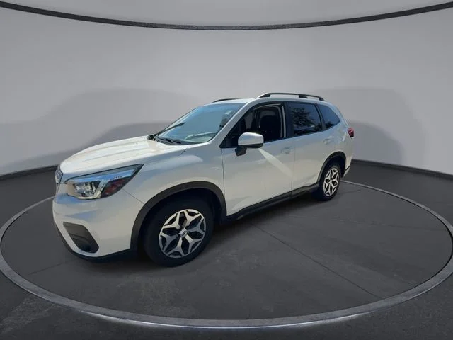 Used 2020 White Subaru Premium image 4